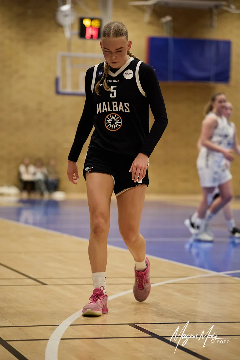 2026-03-01 Linnea Norberg under Basketettan Dam-matchen mellan Malbas och Dolphins i Malmö.