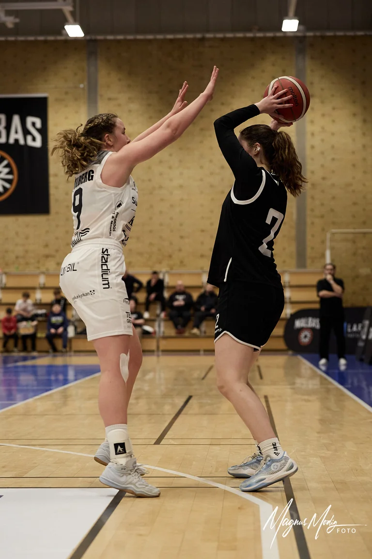 2026-03-01 Claudia Siciliano under Basketettan Dam-matchen mellan Malbas och Dolphins i Malmö.